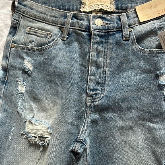 Altar'd State Boyfriend Blue Jeans with Distressed Vintage Look - Picture 4 of 7
